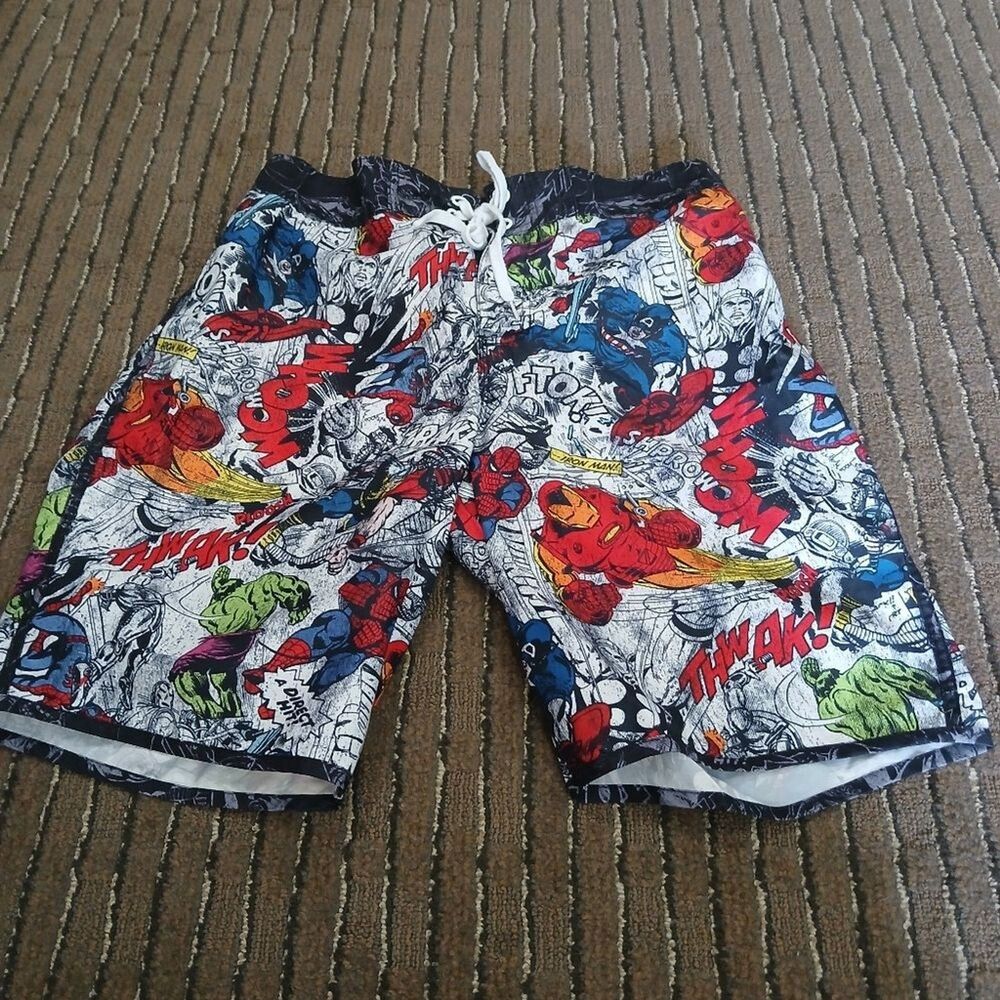 Marvel Graphic Print Mesh Lined Swim Trunks Men's Size Medium Comics Iron Man
